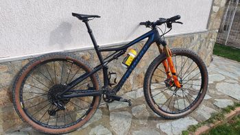 Used Specialized Men's Epic Comp Carbon 2018 2018 Mountainbike, Black, 29 — image 2 of 5