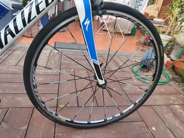 Used Specialized Tarmac Comp Mid-Compact 2012 2012 Road & Gravel, White — image 4 of 20