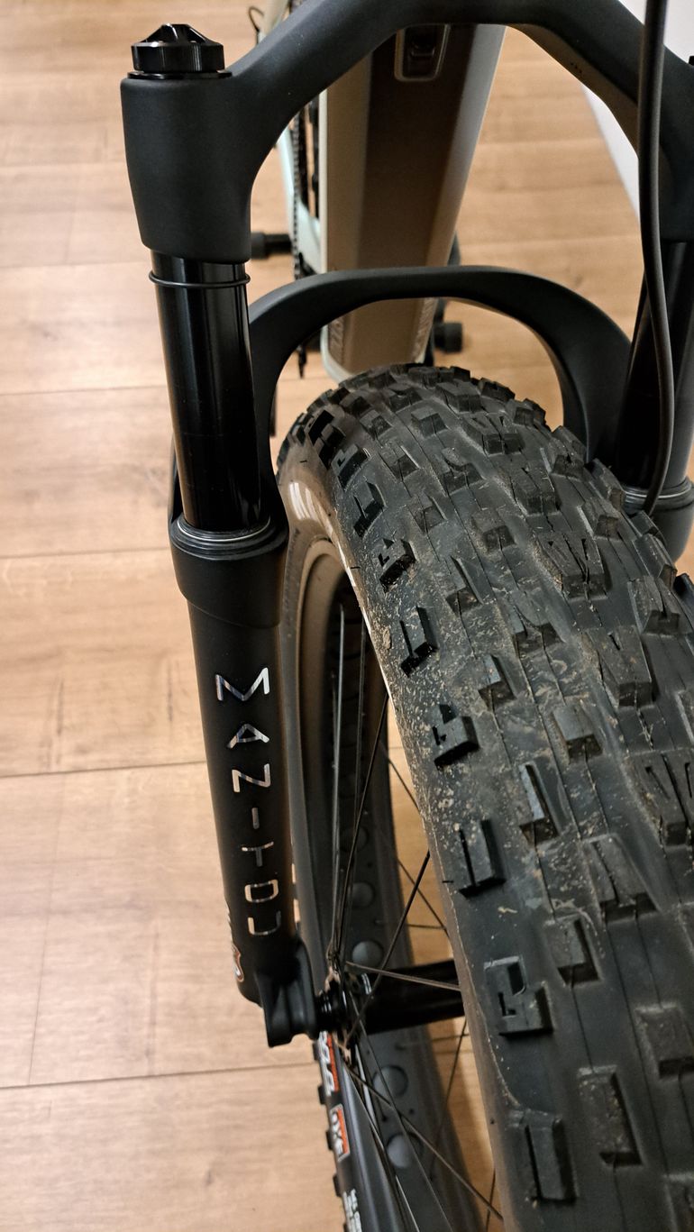 Used Moustache Samedi 26 FAT 4 2024 2024 Mountainbike — image 7 of 13