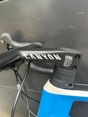 Gebrauchtes Canyon Aeroad CF SL Disc 8.0 2019 2019 Road & Gravel, Blau — Bild 12 von 13