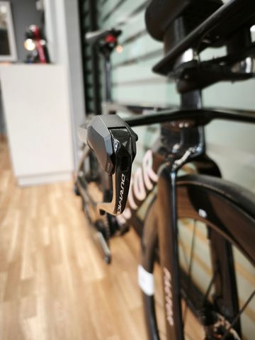 Used Factor Hanzo Shimano Dura Ace Di2 2025 Road & Gravel, Black — image 6 of 14