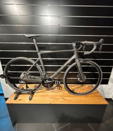 Used Scott Addict RC 15 2022 2022 Road & Gravel
