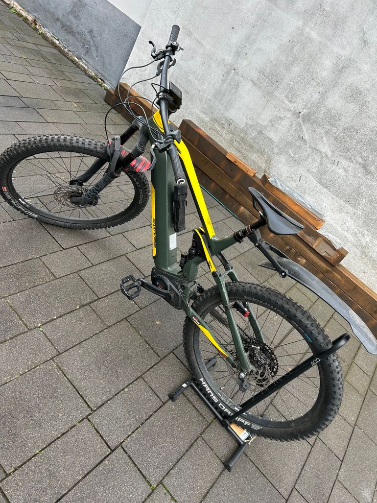 Used Swype Freqz 3.0 2022 Mountainbike, Green — image 1 of 13