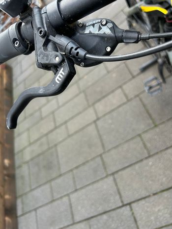 Used Swype Freqz 3.0 2022 Mountainbike, Green — image 11 of 13