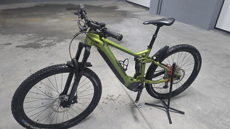 Used Merida eONE-SIXTY 500 2023 2023 Mountainbike, Green, 29 — image 3 of 9