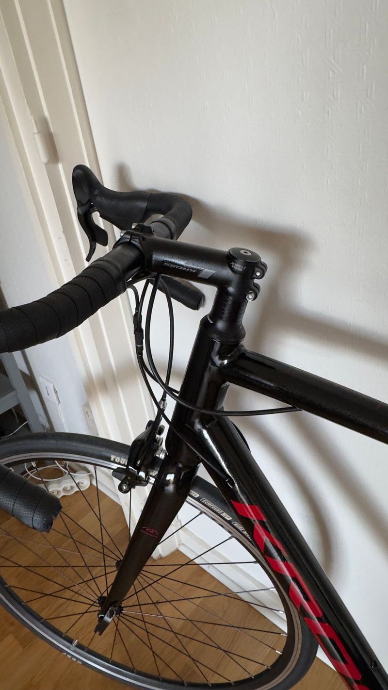 Kross VENTO 2.0 2024 2024 Road & Gravel de segunda mano, Negro — imagen 11 de 18