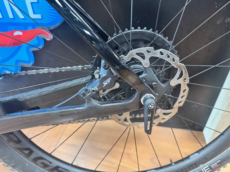 Used Trek Procaliber 9.8 2023 2023 Mountainbike, Black, 29 — image 12 of 38
