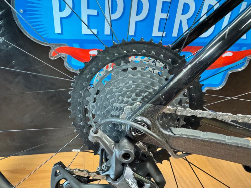 Used Trek Procaliber 9.8 2023 2023 Mountainbike, Black, 29 — image 7 of 38