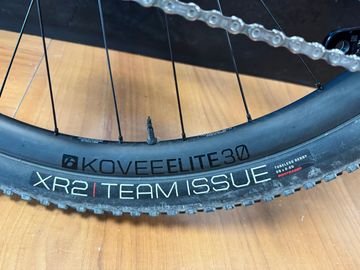 Used Trek Procaliber 9.8 2023 2023 Mountainbike, Black, 29 — image 13 of 38
