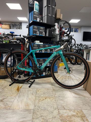 Brugt Bianchi Impulso Comp GRX 610 DISC 12V 2026 Road & Gravel — billede 3 af 10