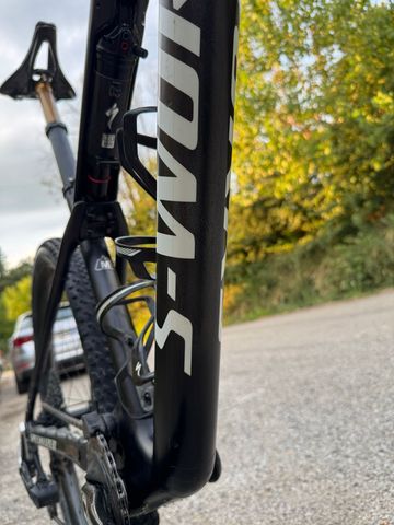 Used Specialized Epic Frameset 2024 Mountainbike, Black — image 7 of 22