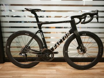 Used Factor Ostro Shimano Ultegra Di2 2023 Road & Gravel