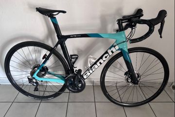 Gebrauchtes Bianchi Oltre XR3 Ultegra 2021 2021 Road & Gravel