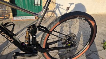 Käytetty Lee Cougan Crossfire 428 Nebula 2023 Mountainbike — kuva 8 / 9