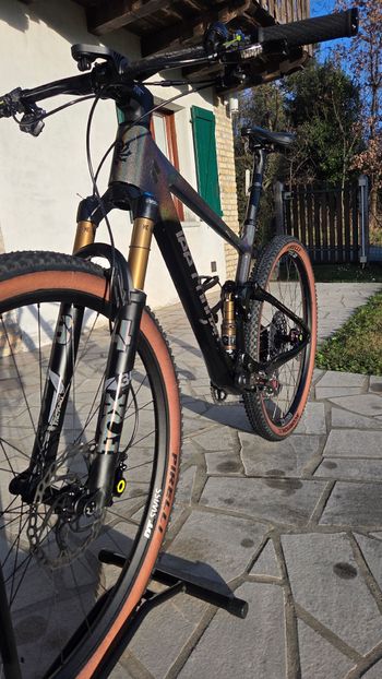Použité Lee Cougan Crossfire 428 Nebula 2023 Mountainbike — obrázek 6 z 9