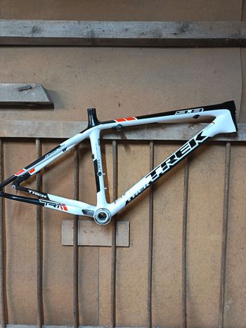 Used Trek 9.8 Oclv Carbóne 26 Pouce Frameset 2026 MTB