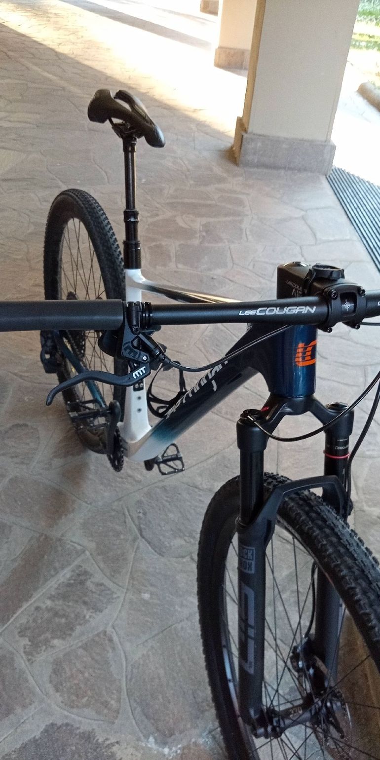 Used Lee Cougan Rampage Innova 2025 Mountainbike, Weiß — image 1 of 8