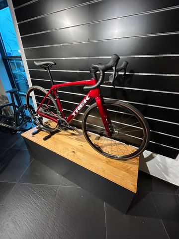 Brugt Trek Domane SL 6 Gen 4 2024 2024 Road & Gravel — billede 2 af 3