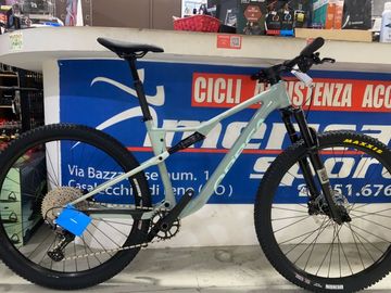 Gebrauchtes Orbea OIZ H30 2025 2025 Mountainbike, Grün, 29 — Bild 1 von 6