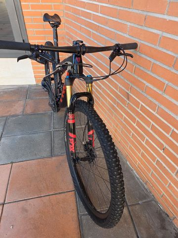 Gebrauchtes Trek Supercaliber SRAM XX1 Eagle AXS 2024 Mountainbike, Rot — Bild 8 von 16