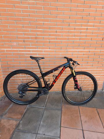 Gebrauchtes Trek Supercaliber SRAM XX1 Eagle AXS 2024 Mountainbike, Rot — Bild 9 von 16