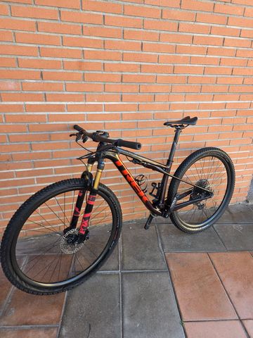 Gebrauchtes Trek Supercaliber SRAM XX1 Eagle AXS 2024 Mountainbike, Rot — Bild 10 von 16