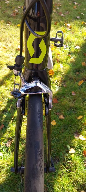 Used Scott Addict RC SRAM Red eTap AXS 2018 Road & Gravel, Black — image 12 of 18