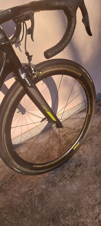 Used Scott Addict RC SRAM Red eTap AXS 2018 Road & Gravel, Black — image 11 of 18