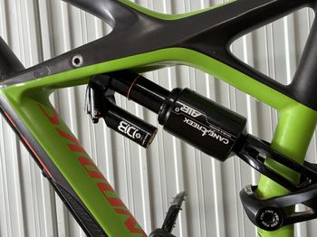 Used Specialized Enduro SRAM XX1 2016 Mountainbike, Green — image 5 of 6