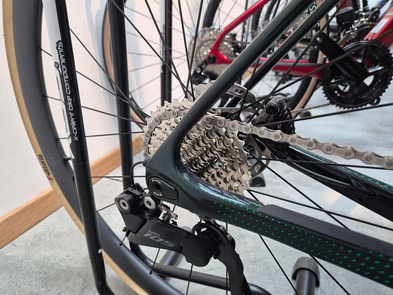 Used Factor LS - Shimano 105 Di2 2025 2025 Road & Gravel, Green — image 3 of 3