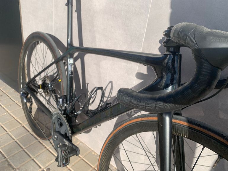 Used Giant TCR Advanced SL 1 Disc 2019 2019 Road & Gravel, Black — image 2 of 3
