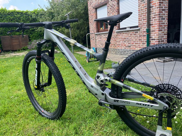 Used Scott Spark RC World Cup 2025 2025 Mountainbike, Light Gray, 29 — image 4 of 4