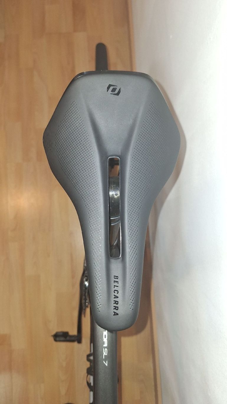Used Trek Emonda Shimano 105 2017 Road & Gravel, Red — image 9 of 9