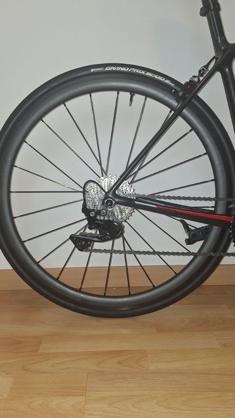 Used Trek Emonda Shimano 105 2017 Road & Gravel, Red — image 5 of 9