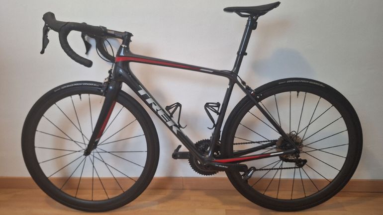 Used Trek Emonda Shimano 105 2017 Road & Gravel, Red — image 3 of 9