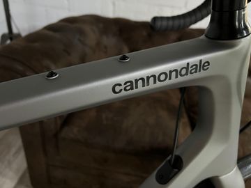 Używany Cannondale Synapse Carbon 2 RLE 2025 Frameset 2025 Road & Gravel — zdjęcie 15 z 16