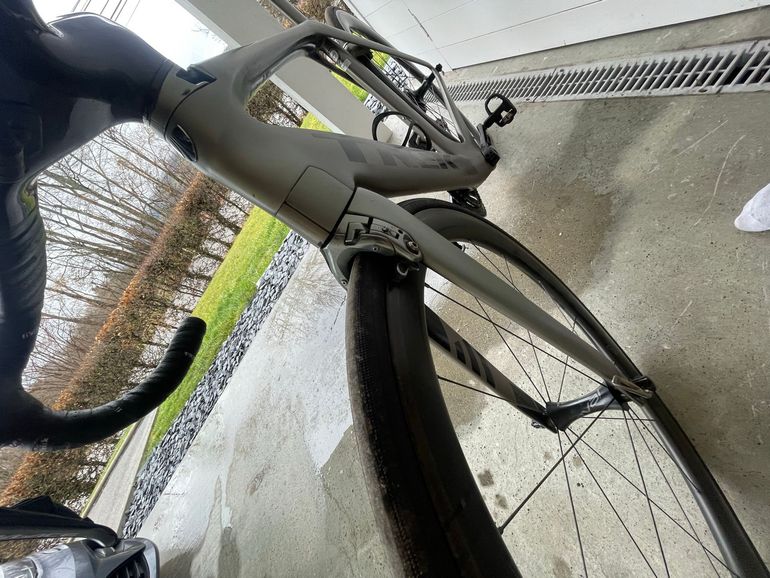 Used Trek Madone Shimano Dura Ace Di2 2020 Road & Gravel — image 10 of 11