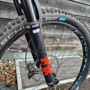 Used CUBE Stereo Shimano Deore 2020 Mountainbike, Blue — image 8 of 9