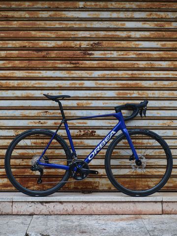 Gebrauchtes Orbea ORCA M35i 2026 2026 Road & Gravel, Blau — Bild 1 von 4
