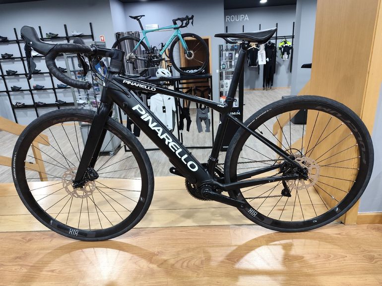 Used Pinarello Nytro Roadstar 105 2023 2023 Road & Gravel, Schwarz — image 2 of 4