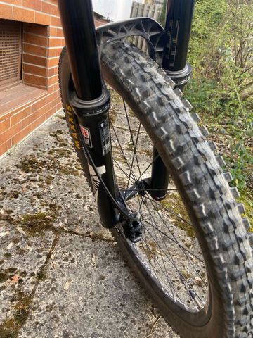 YT Industries Capra 2016 2016 Mountainbike de segunda mano, Naranja — imagen 9 de 9