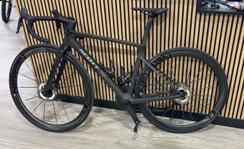Used Scott Addict RC 20 2025 2025 Road & Gravel, Black — image 2 of 3