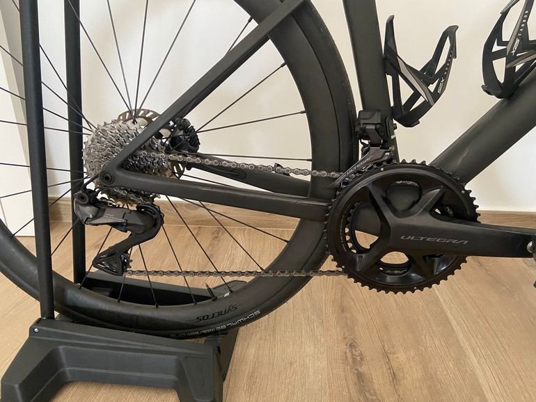 Used Scott Addict RC 20 2025 2025 Road & Gravel, Black — image 3 of 3