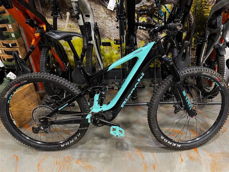 Used Bianchi T-Tronik Performer 9.3 XT 2023 2023 Mountainbike, Black, 29 — image 1 of 6