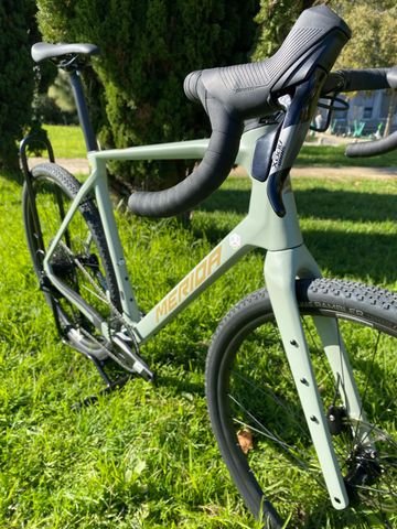 Merida SILEX 5000 2026 2026 Road & Gravel de segunda mano, Gris claro — imagen 2 de 7