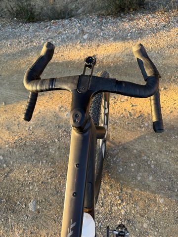 Used canyon grail Canyon, Grail CFR RED eTap AXS 2026 Road & Gravel, Black — image 4 of 11