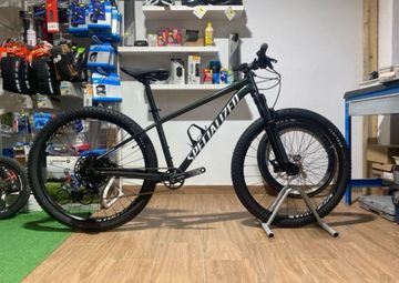 Used Specialized Rockhopper 27, 5 2024 Mountainbike, Green — image 1 of 4