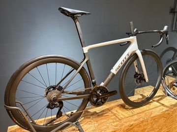 Brugt Scott ADDICT RC PRO 2026 2026 Road & Gravel — billede 2 af 9