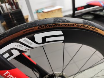 Brugt Colnago V4rs 2024 Road & Gravel — billede 11 af 14
