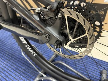Tweedehands Canyon Neuron CF 9 SL 2024 2024 Mountainbike — afbeelding 41 van 43